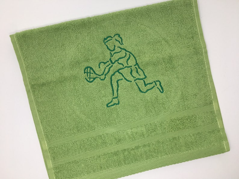 Hell Grünes Handtuch mit Tennisfigur