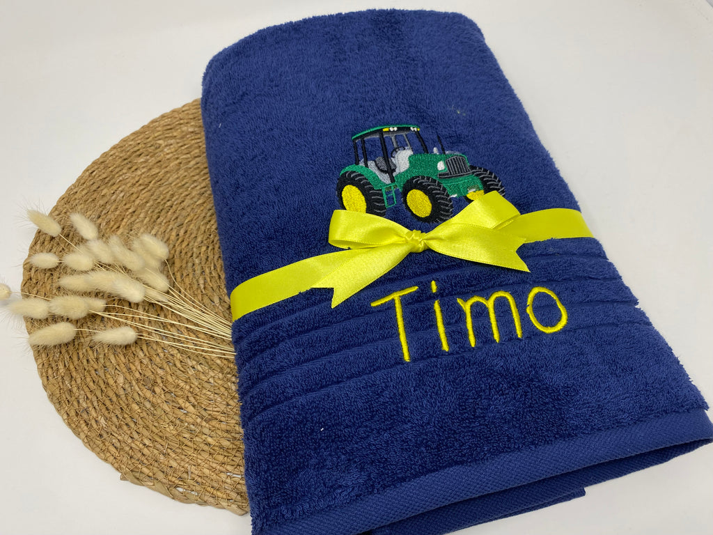 Handtuch „Traktor Trekker“ 🚜 – personalisiert mit Name