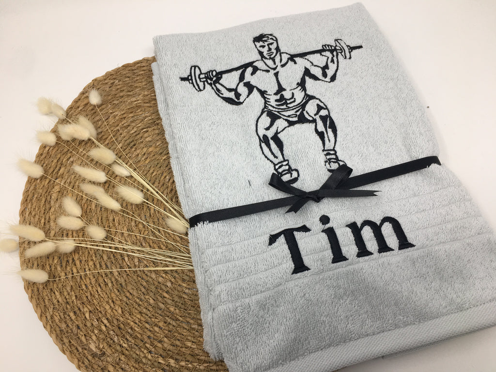 Handtuch „Gewichtheber“ 🏋️ – 470–500 g/m², personalisiert mit Name