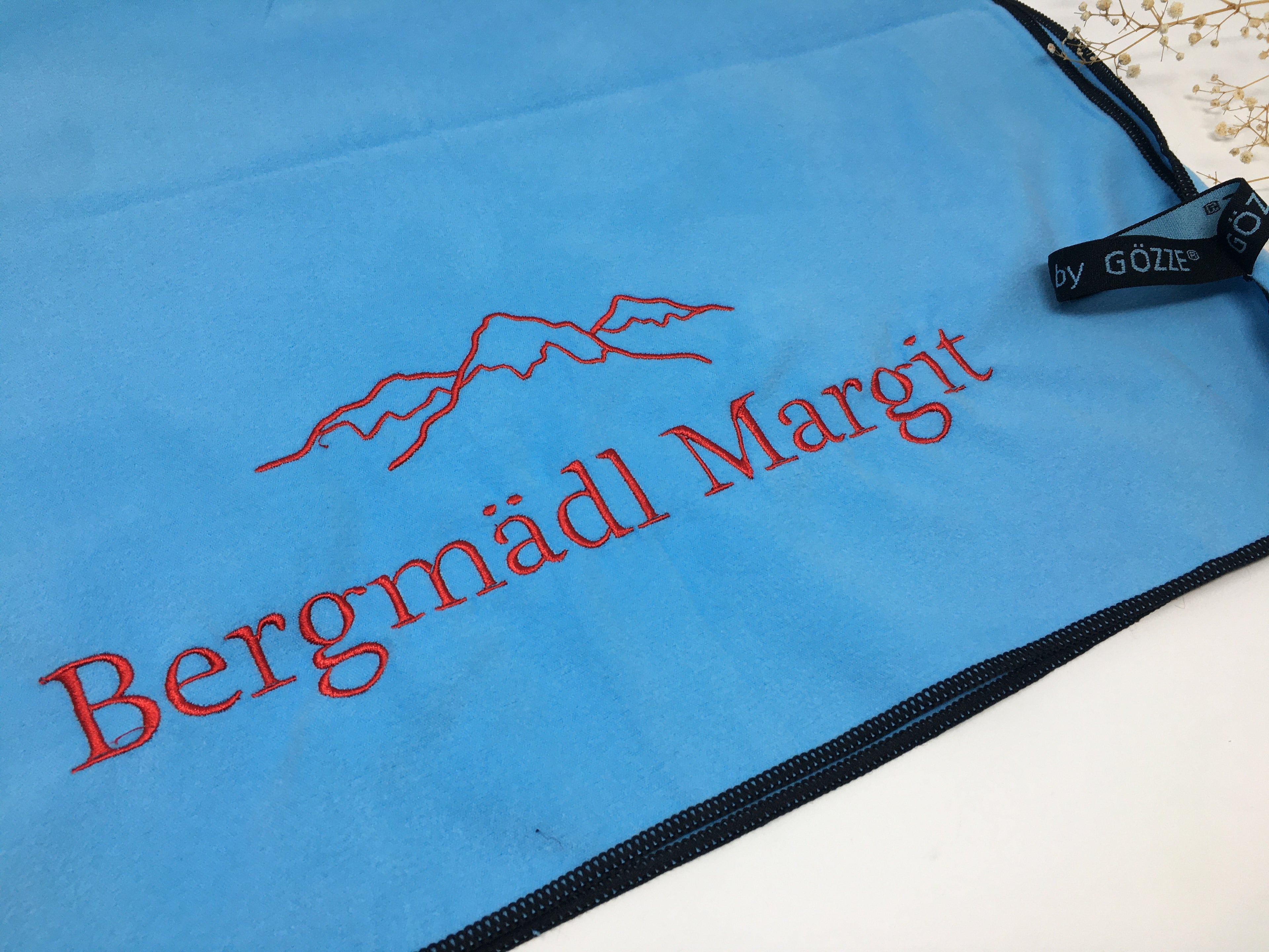 Wandern & Berge Sport Handtuch 🏃‍♂️ – Mikrofaser Outdoor, personalisiert mit Namen