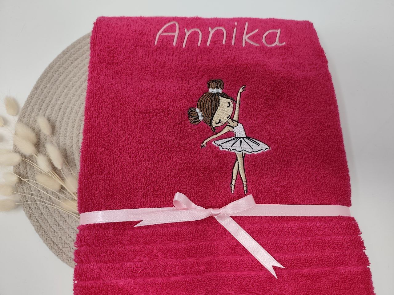 Ballerina 05 Ballet Ballettänzerin Handtuch Duschtuch Stickerei Personalisierung