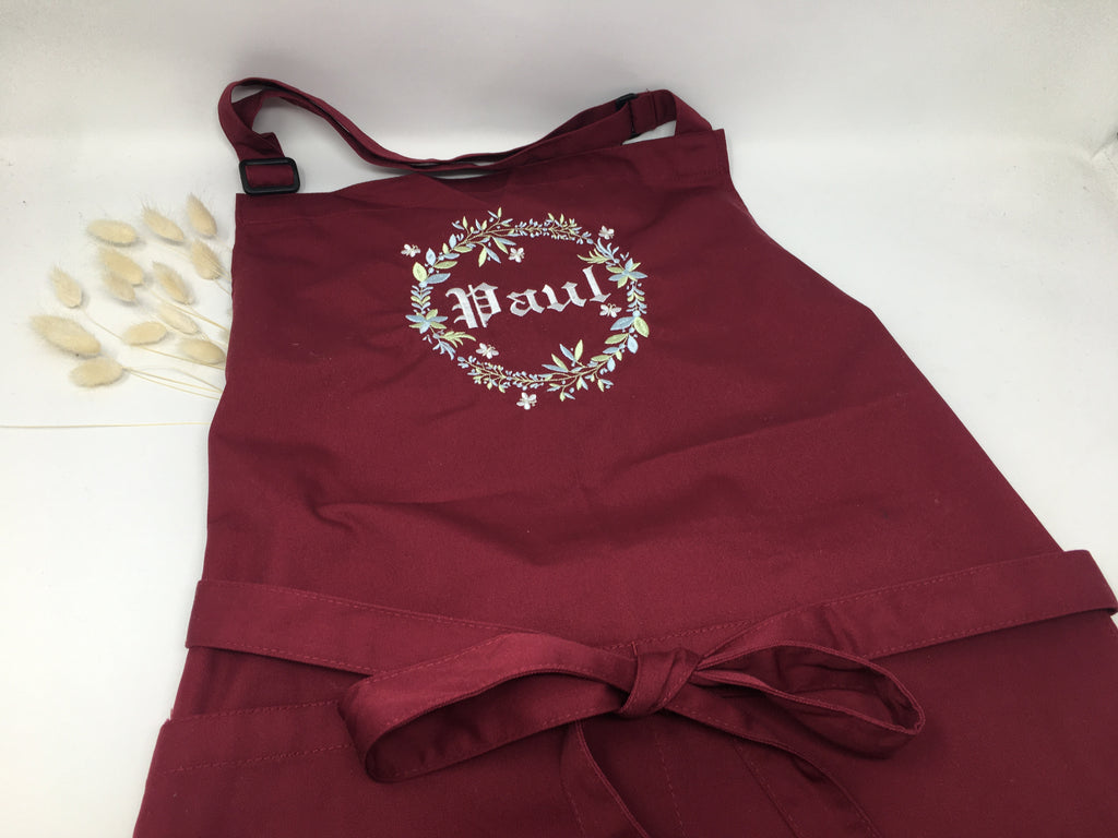 Personalisierte Schürze Blumen Kranz bestickt Küchenschürze Kochschürze Apron mit Namen Stickerei