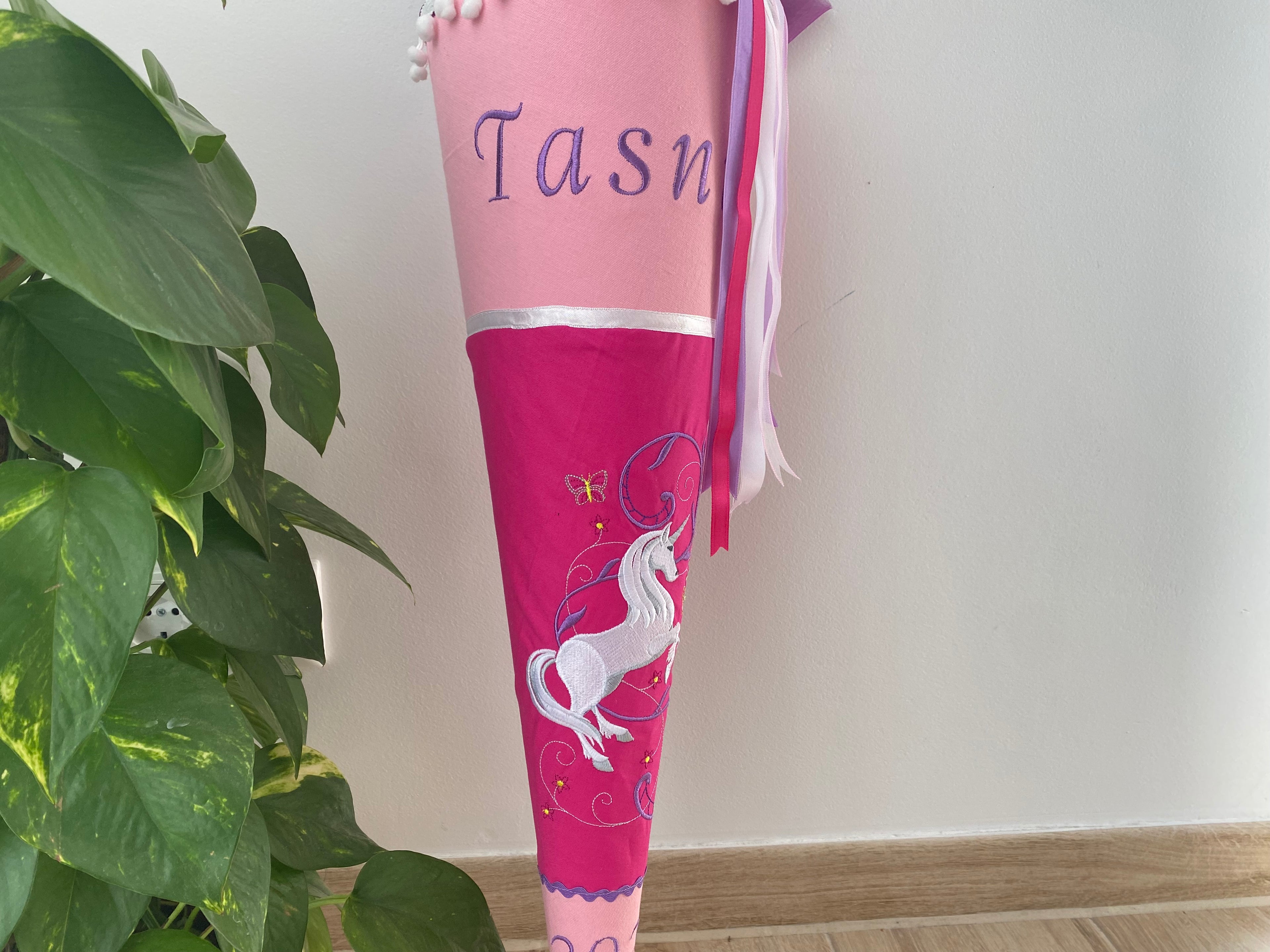 Einhorn 06 Pegasus Schultüte Einschulung Stickerei Namen Schulstart Bestickung