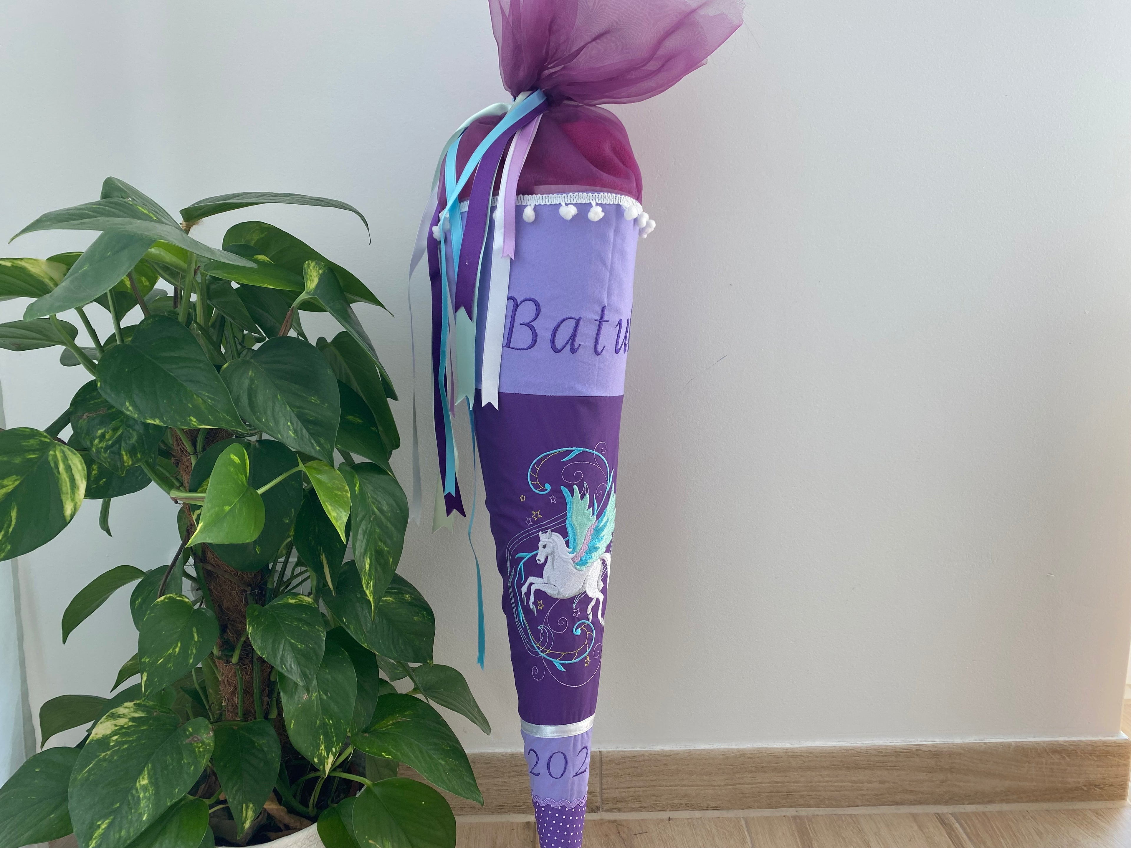 Einhorn 05 Pegasus Schultüte Einschulung Stickerei Namen Schulstart Bestickung