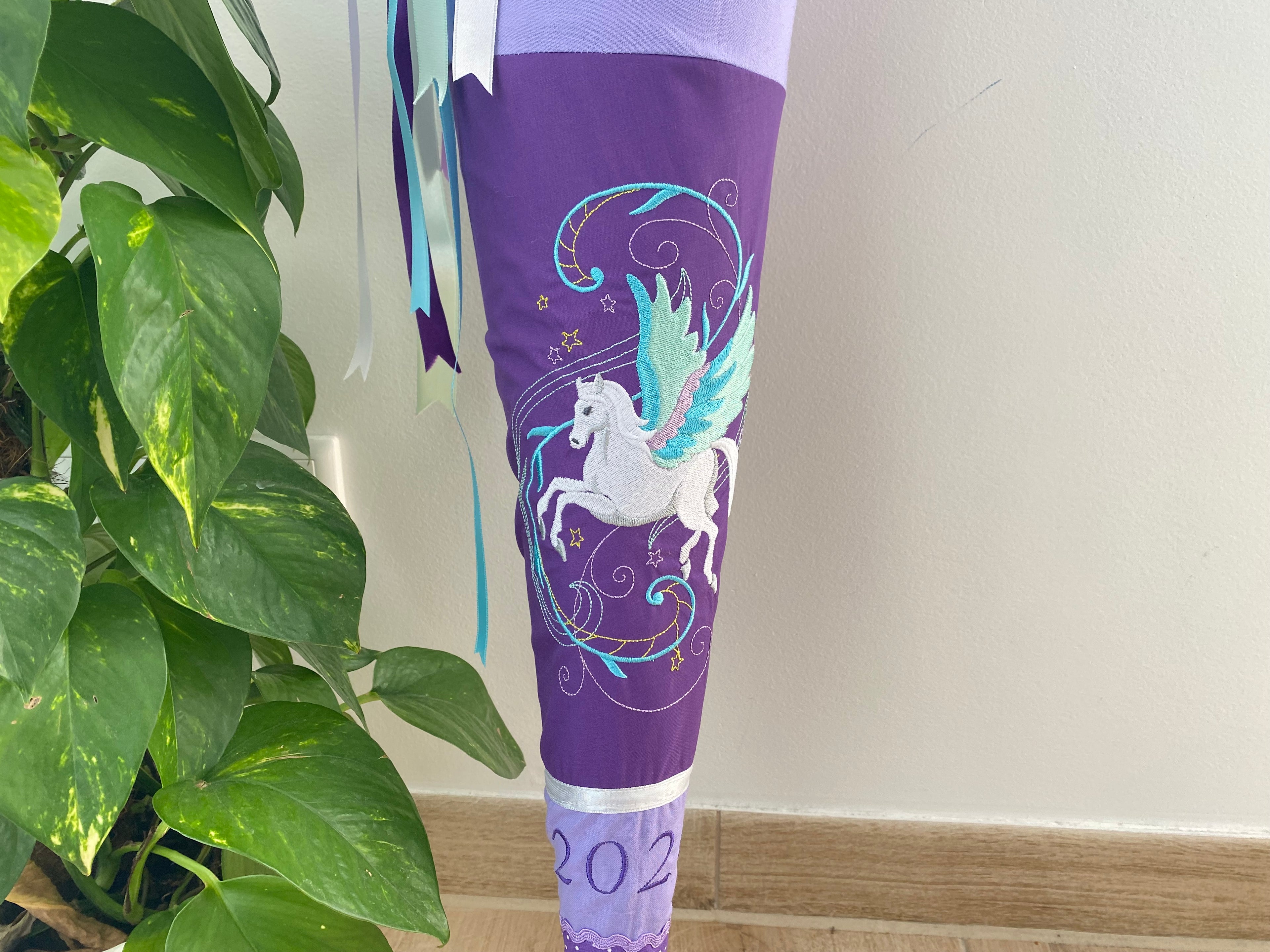 Einhorn 05 Pegasus Schultüte Einschulung Stickerei Namen Schulstart Bestickung