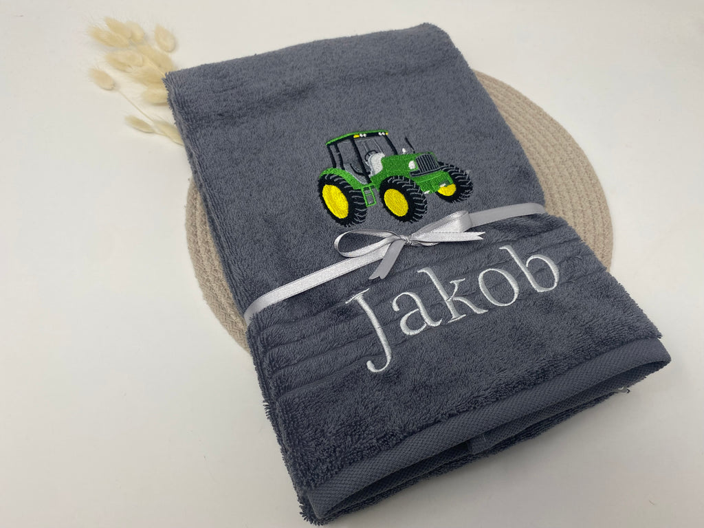 Handtuch „Traktor Trekker“ 🚜 – personalisiert mit Name