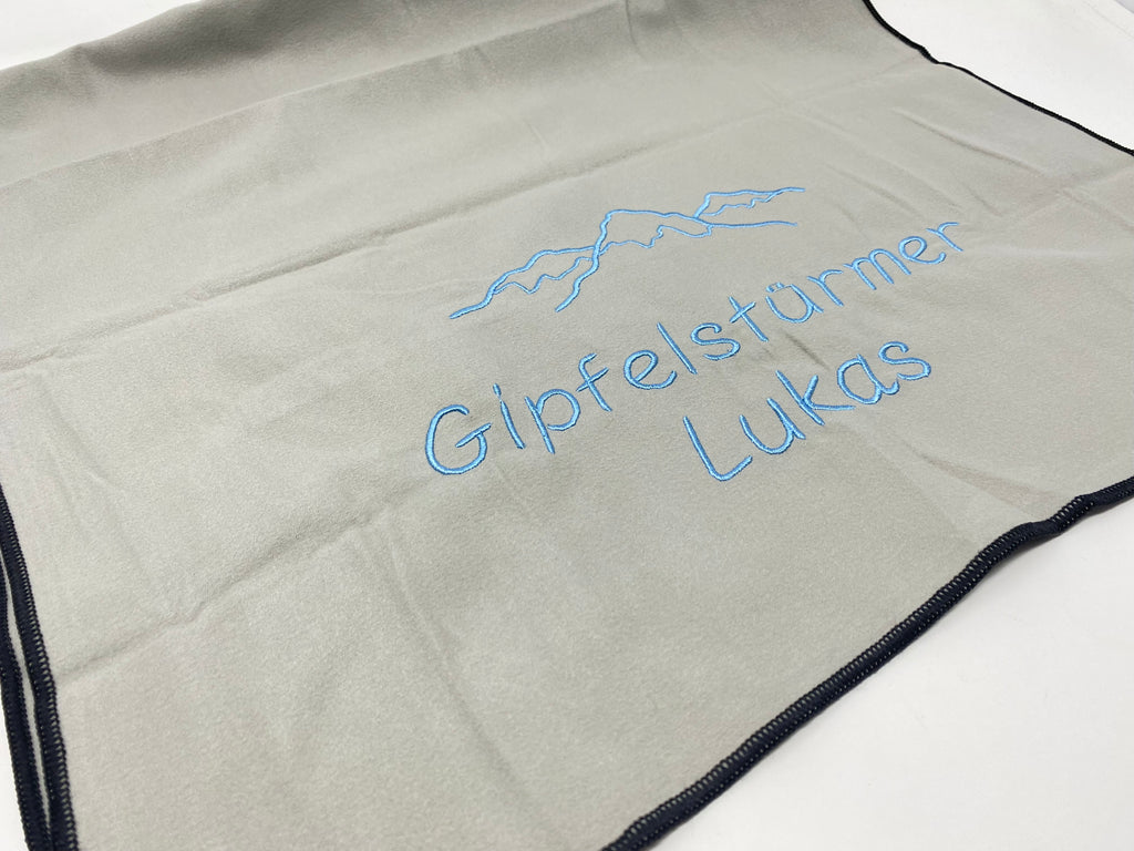 Wandern & Berge Sport Handtuch 🏃‍♂️ – Mikrofaser Outdoor, personalisiert mit Namen