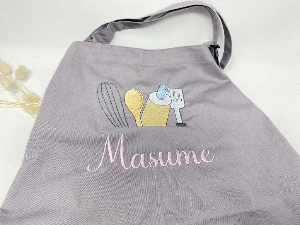 Personalisierte Schürze Backschürze Küchenschürze Kochschürze Apron Muttertag Stickerei