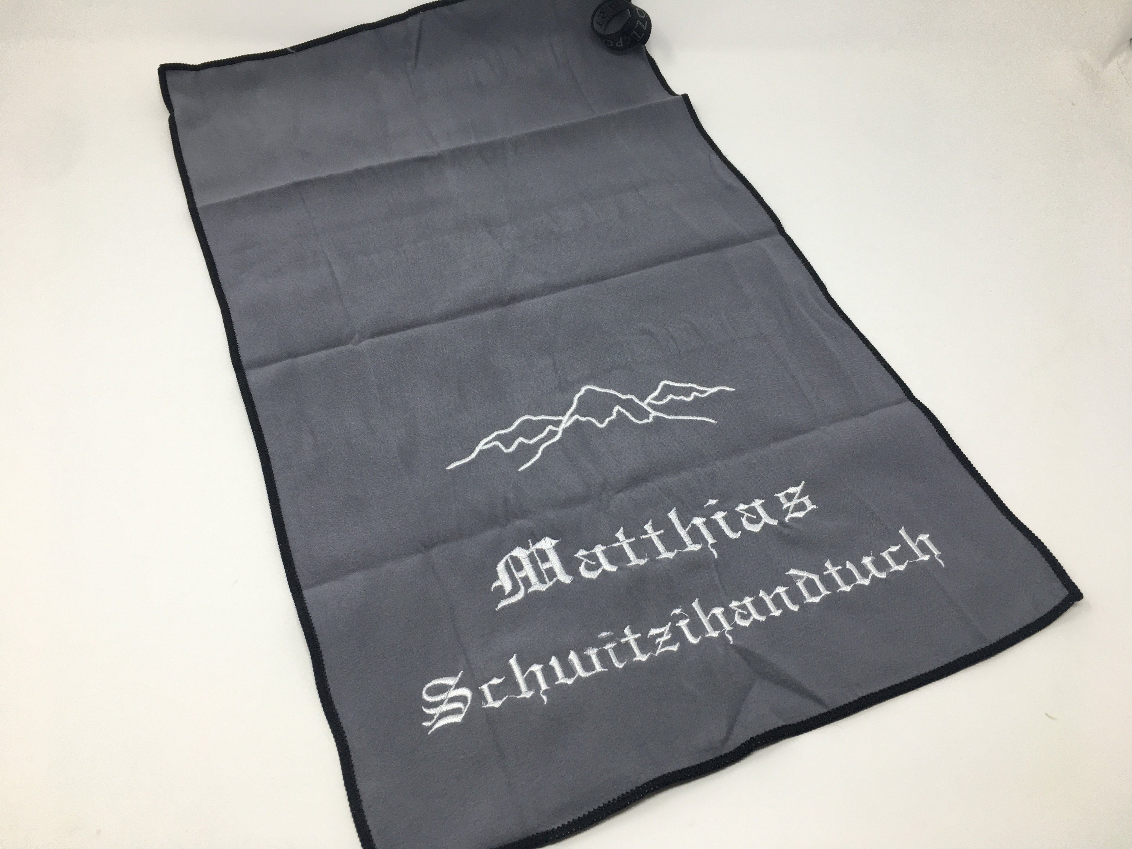 Wandern & Berge Sport Handtuch 🏃‍♂️ – Mikrofaser Outdoor, personalisiert mit Namen