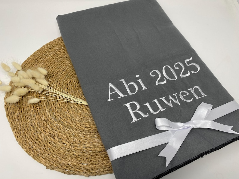 Microfaserhandtuch-personalisiert-dunkelgrau