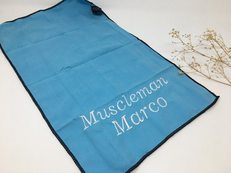 Microfaserhandtuch-personalisiert-blau