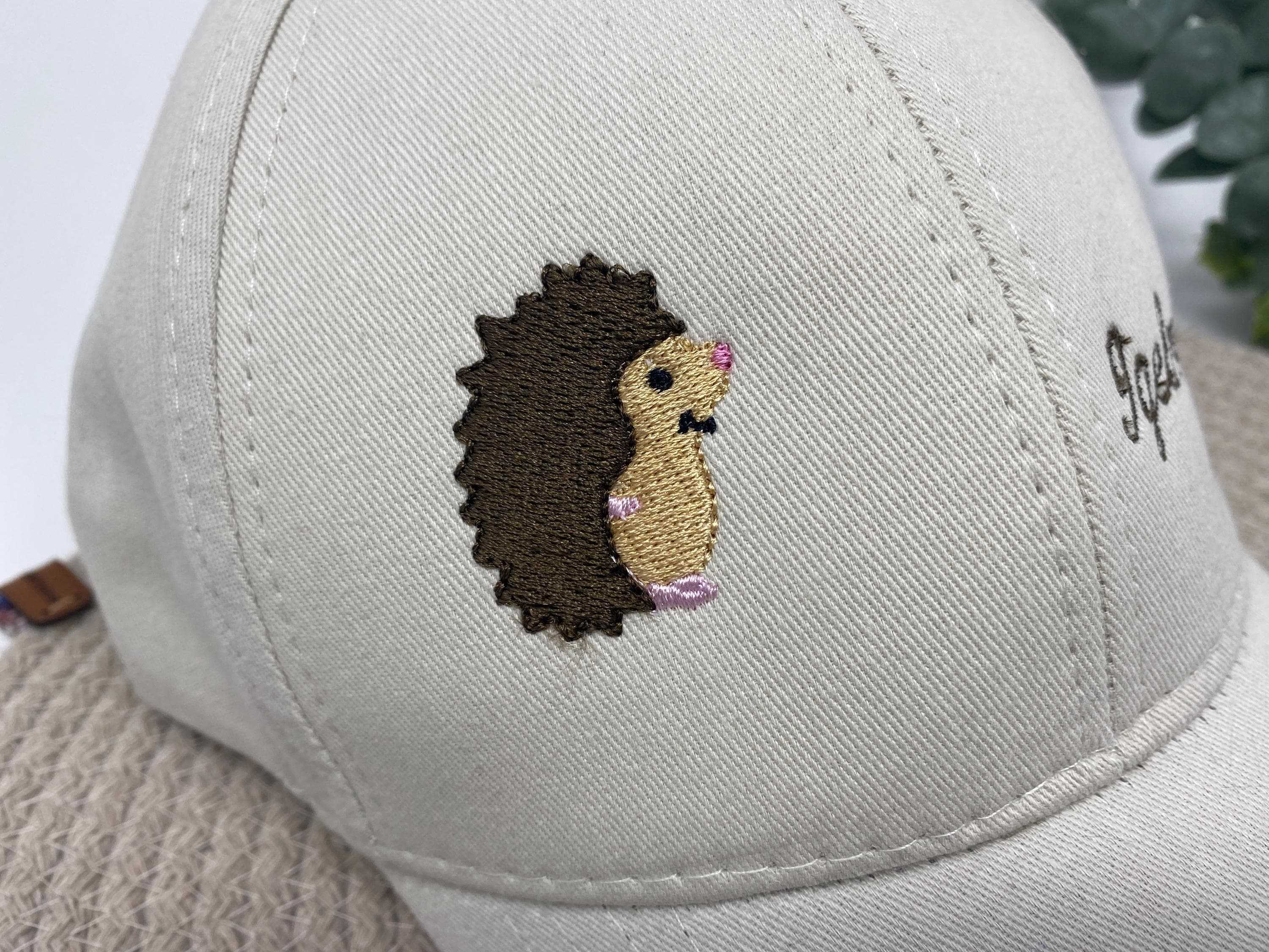 Igel Motiv Snapback Cap Stickerei Motiv Basecap Kappe Unisex Kappe personalisiert individuell bestickt Mütze Beanie Hut Hat Igel Mama Papa