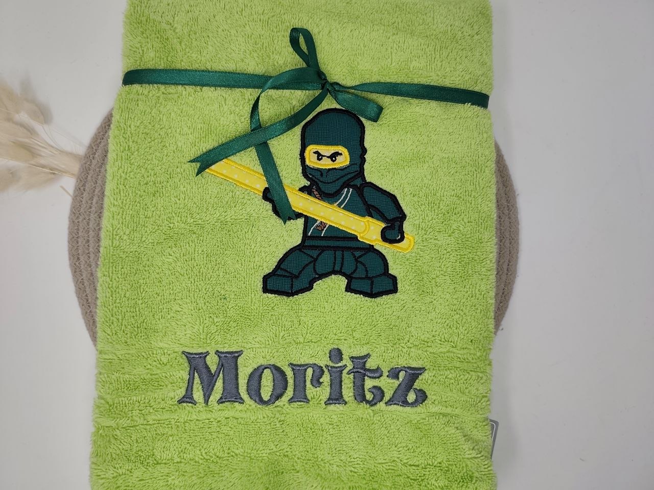 NINJA Grün Handtuch Duschtuch bestickt & personalisierbar Super Qualität