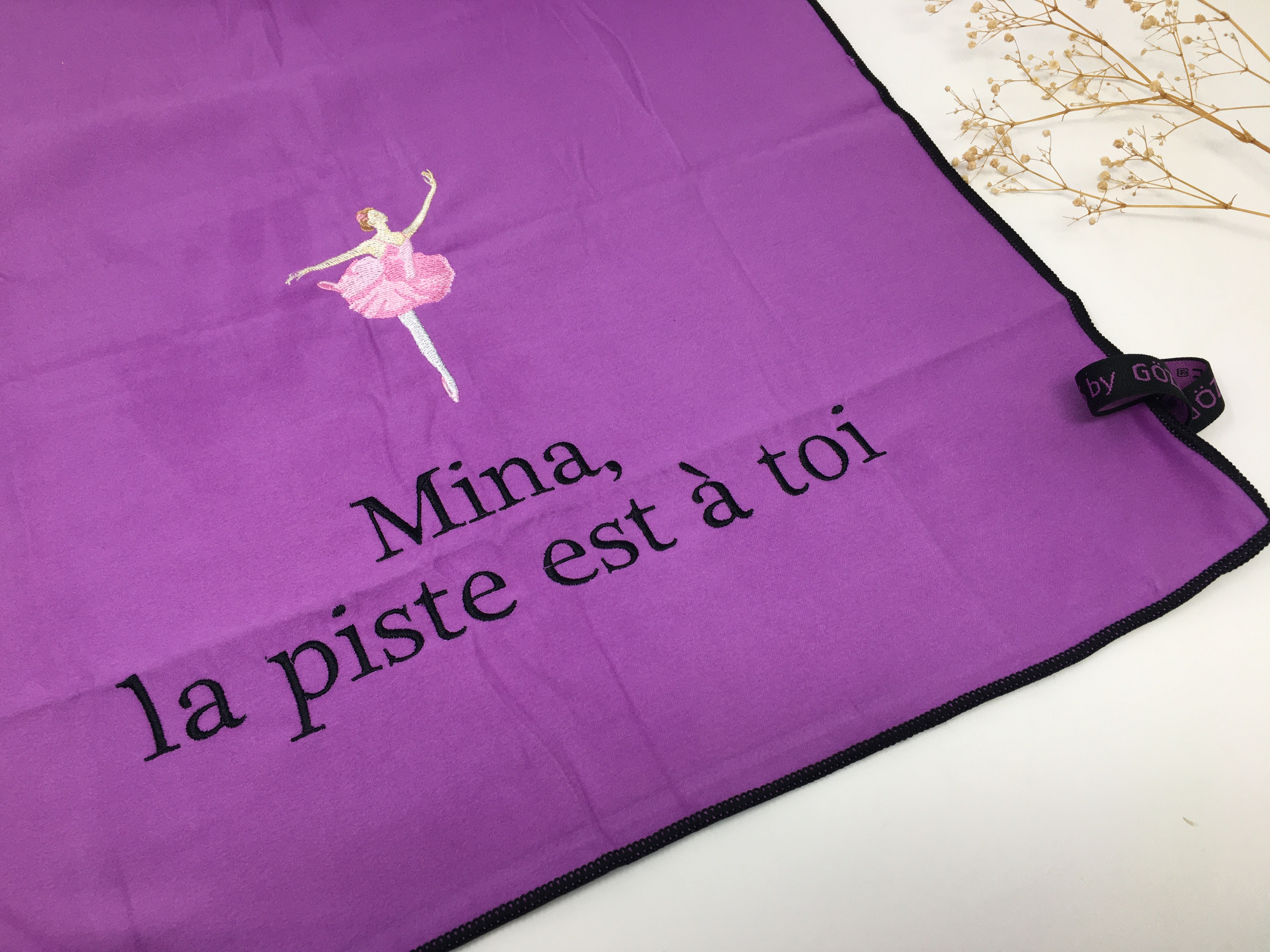 Sporttuch Microfaser Ballerina Sport Handtuch Duschtuch bestickt & personalisierbar Super Qualität 