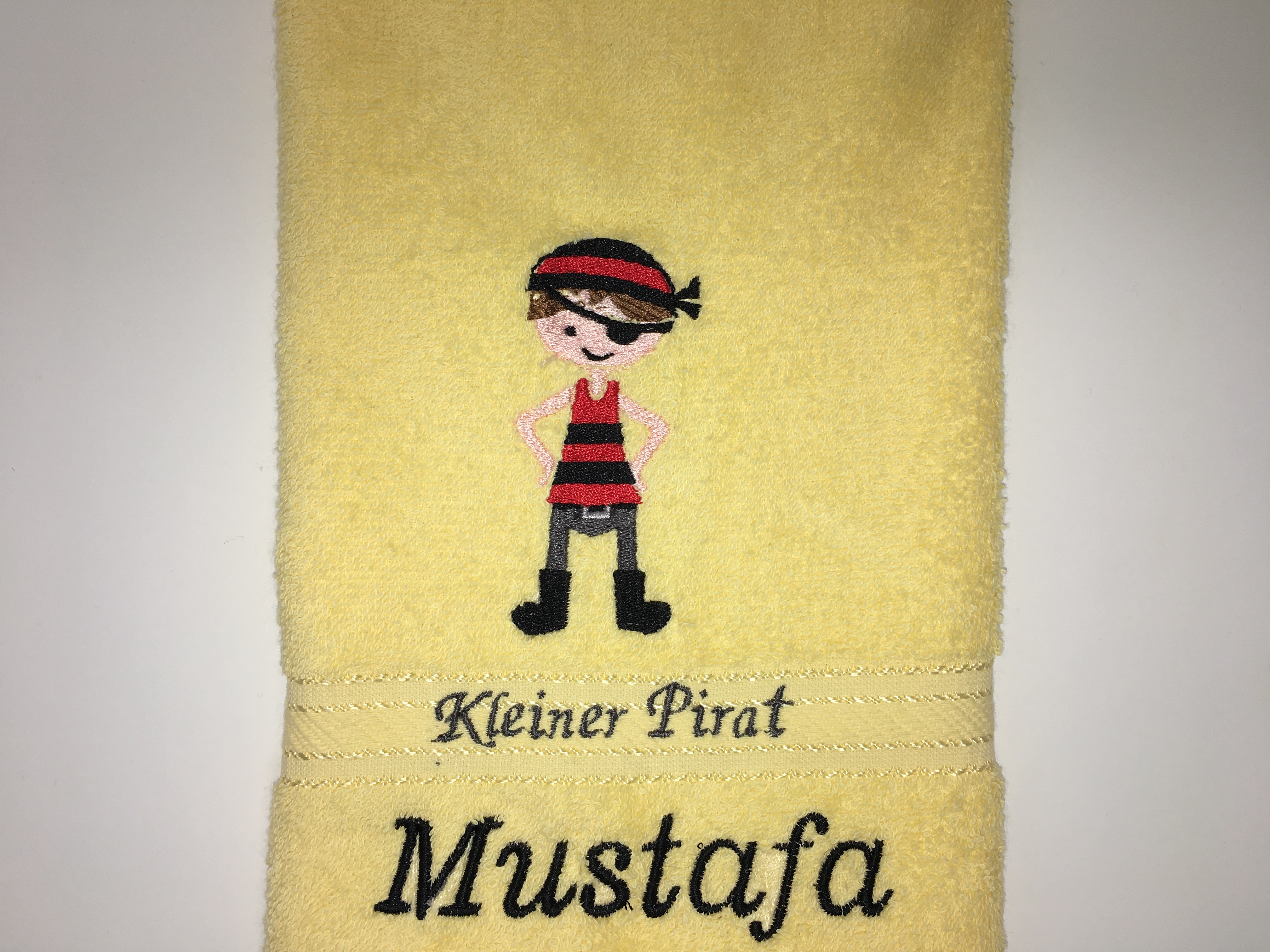 Piraten Pirat 02  Handtuch Duschtuch bestickt & personalisierbar Super Qualität