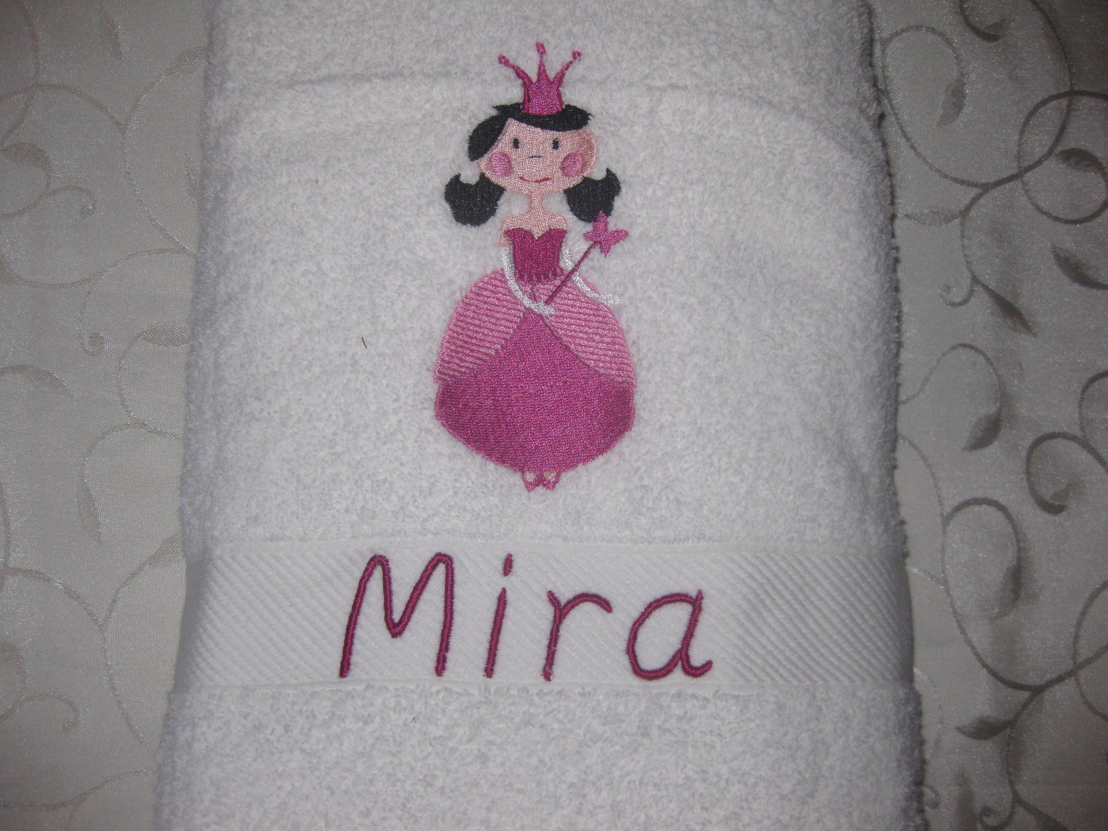 Prinz 01 Prinzessin Applikation Handtuch Duschtuch bestickt & personalisierbar Super Qualität