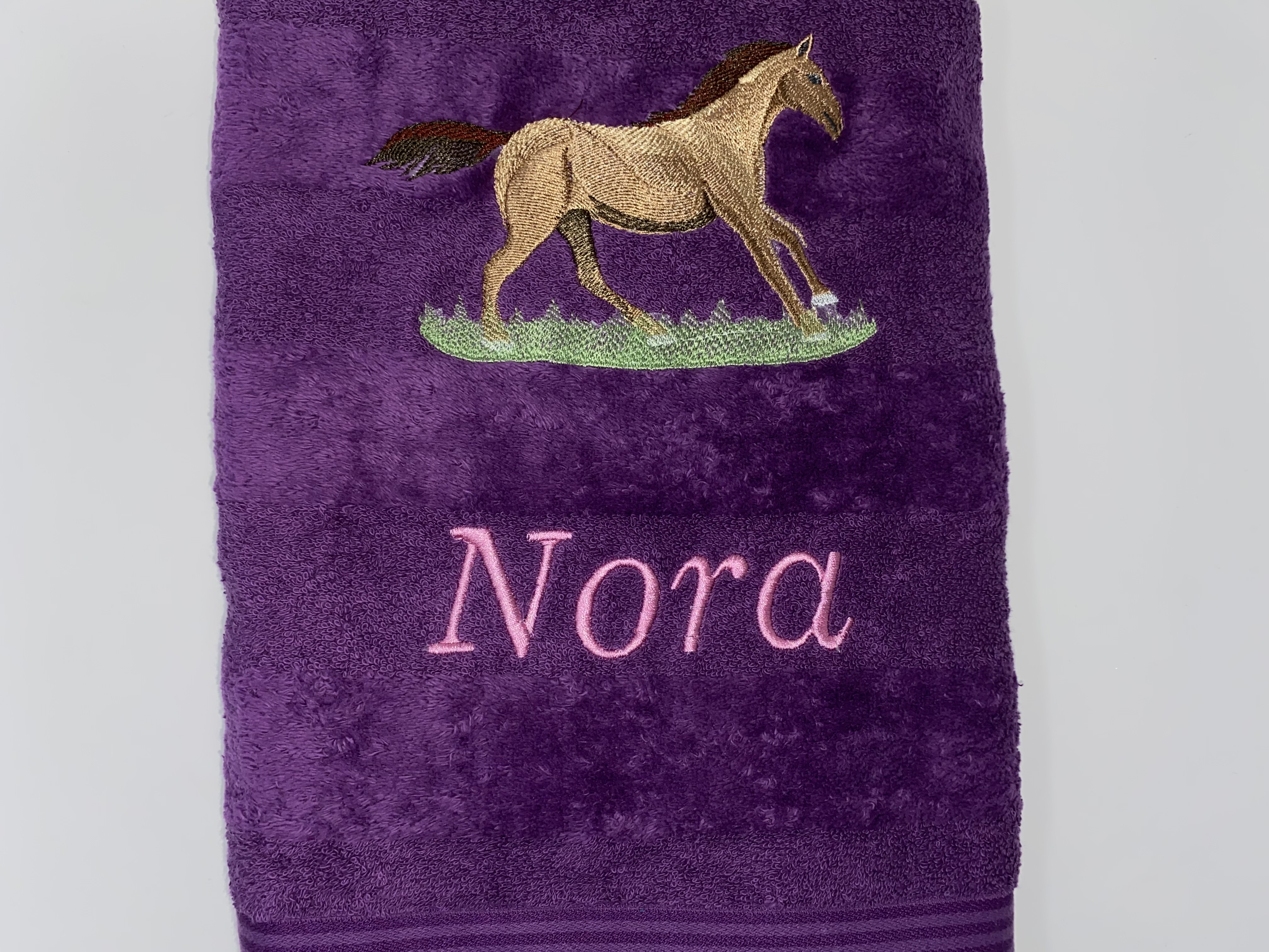 Pferd 16 Pferde Handtuch Duschtuch Stickerei & Personalisierung Super Qualität 