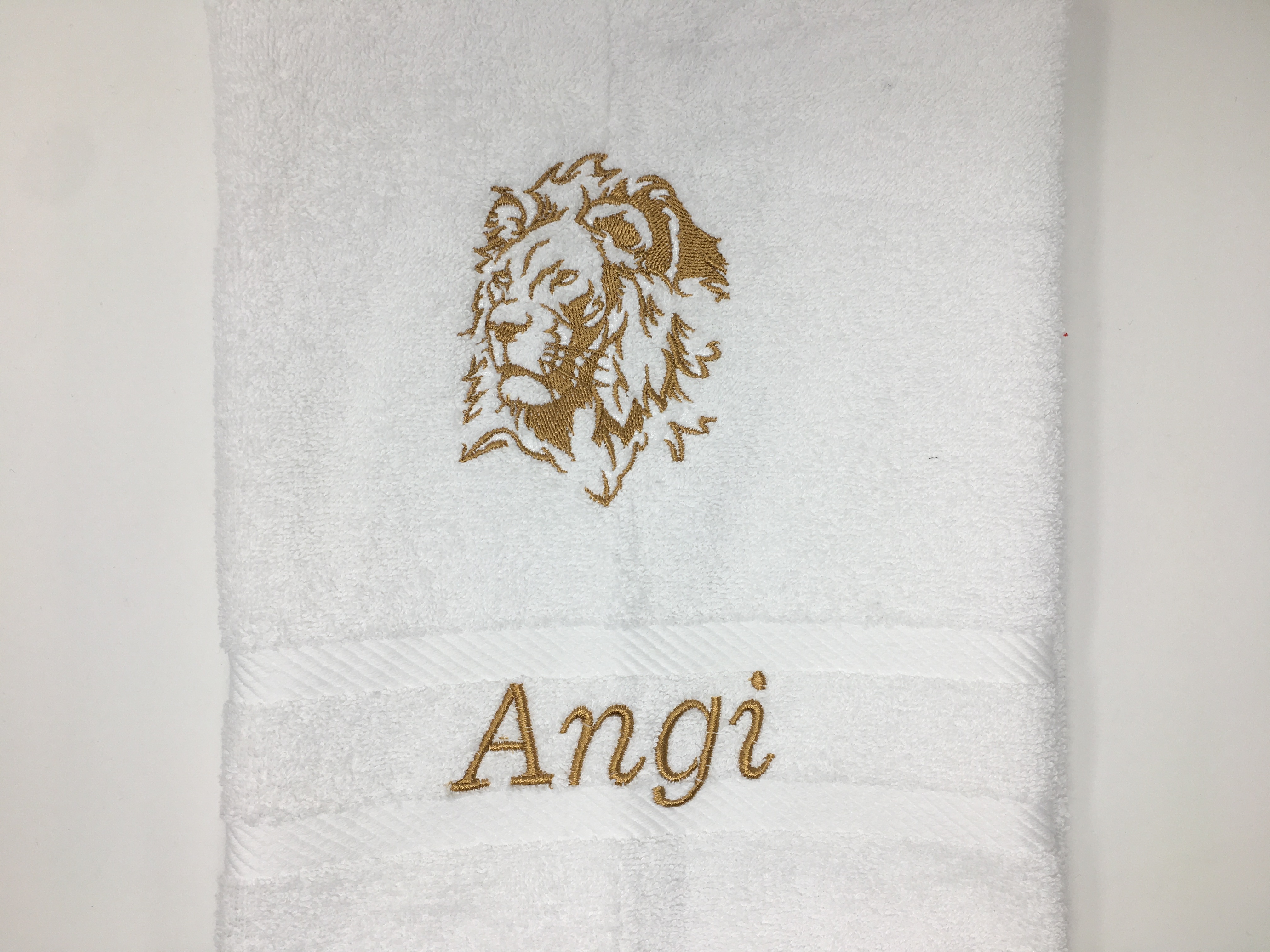 Löwe Löwen Handtuch Duschtuch bestickt & personalisierbar Super Qualität