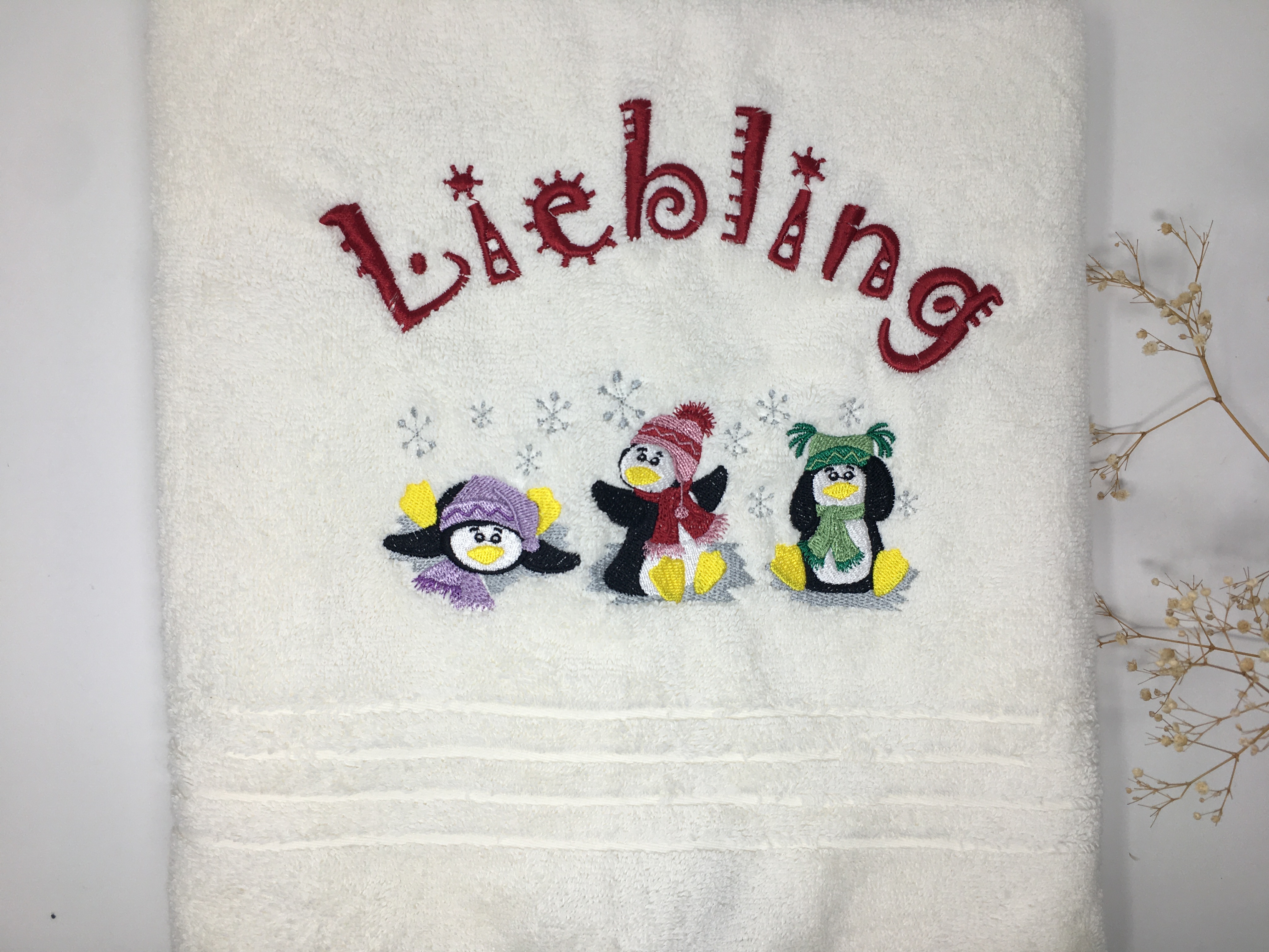 Pinguin 02 Handtuch Duschtuch bestickt & personalisierbar Super Qualität