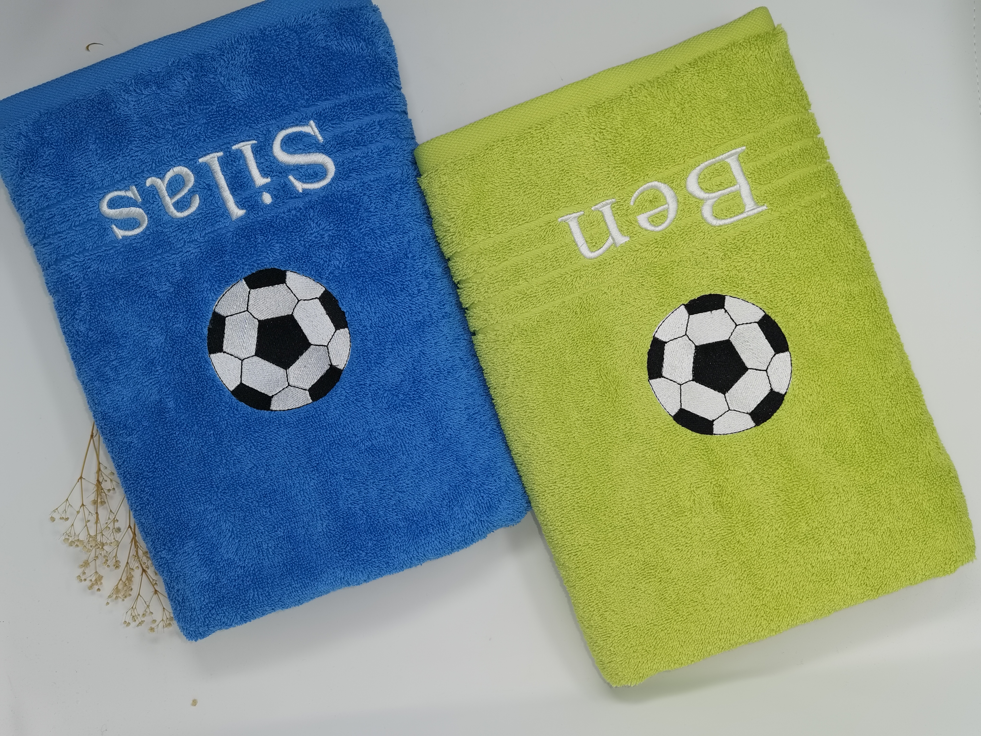 Sport Fussball 01 Handtuch Duschtuch bestickt & personalisierbar Super Qualität